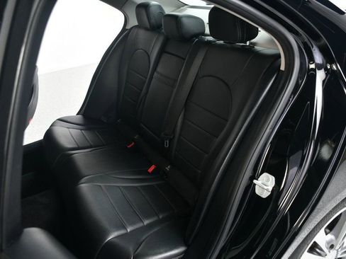 Used 2015 Mercedes-Benz C 300 Sedan image 34