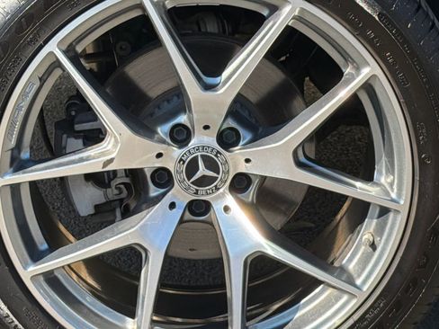 Used 2022 Mercedes-Benz GLC 300 4MATIC w/ AMG Line image 6