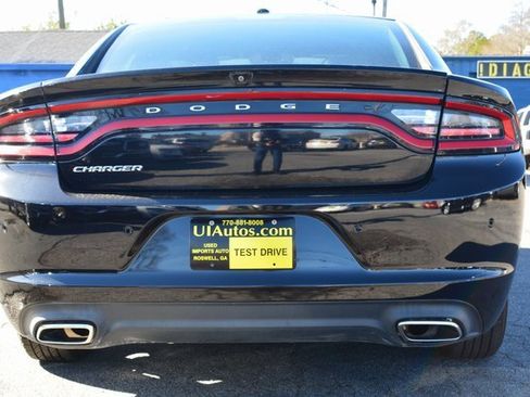 Used 2021 Dodge Charger SXT w/ Leather Interior Group image 5