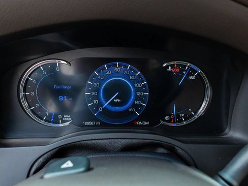 Used 2016 Cadillac Escalade ESV Premium AWD/4WD image 18