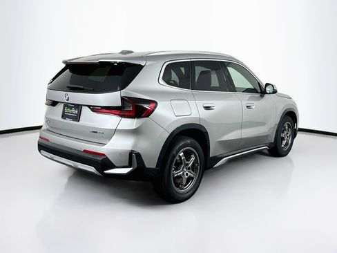 Used 2025 BMW X1 xDrive28i AWD/4WD image 9