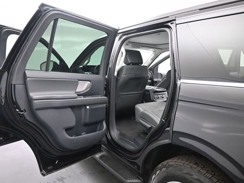 New 2026 Ford Expedition Active AWD/4WD image 17