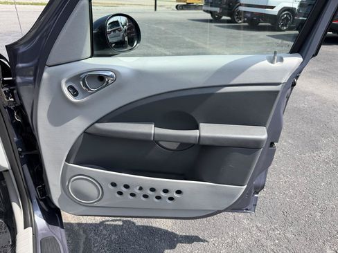 Used 2007 Chrysler PT Cruiser Touring FWD image 20