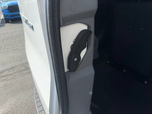 Used 2019 Ford Transit 150 XLT RWD image 39