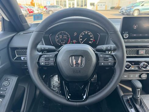 Used 2025 Honda Civic Sport image 8