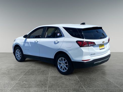 Used 2024 Chevrolet Equinox LT AWD/4WD image 3