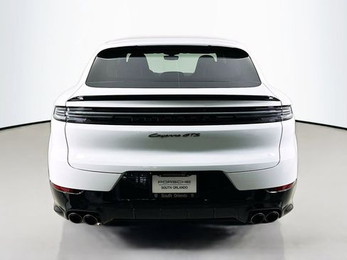 New 2026 Porsche Cayenne GTS image 10