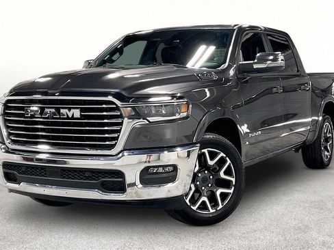 Used 2026 RAM 1500 Laramie AWD/4WD image 14