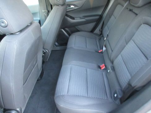 Used 2026 Chevrolet Equinox LT w/ Safety and Technology Package FWD image 13