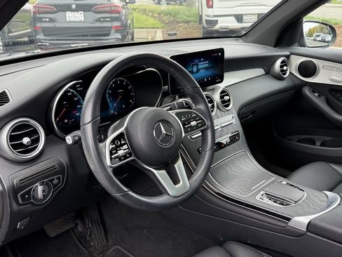 Certified 2022 Mercedes-Benz GLC 300 image 20