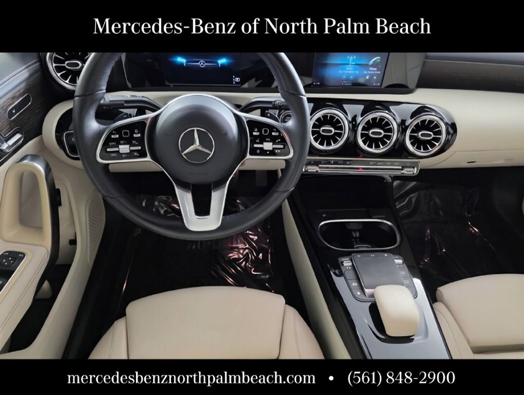 Used 2021 Mercedes-Benz CLA 250 image 31