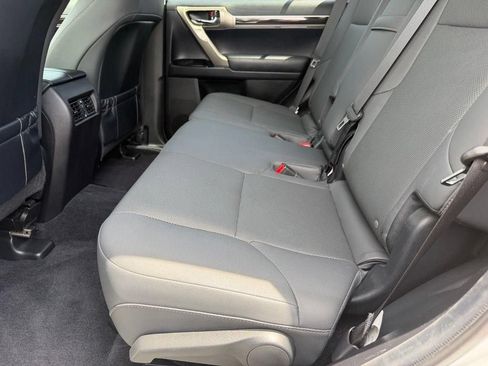 Used 2019 Lexus GX 460 w/ Navigation Package AWD/4WD image 12