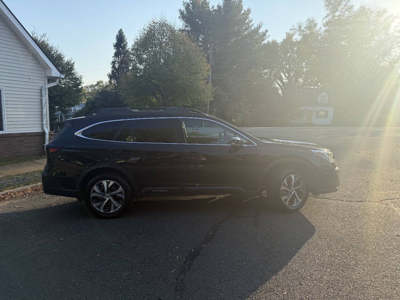 Used 2020 Subaru Outback Limited w/ Popular Package #2 AWD/4WD image 8