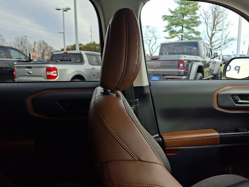 Certified 2022 Ford Bronco Sport Outer Banks image 13