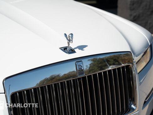 Used 2021 Rolls-Royce Ghost image 3