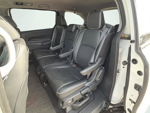 Used 2023 Honda Odyssey Elite image 47