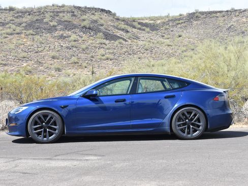Used 2022 Tesla Model S Plaid AWD/4WD image 6