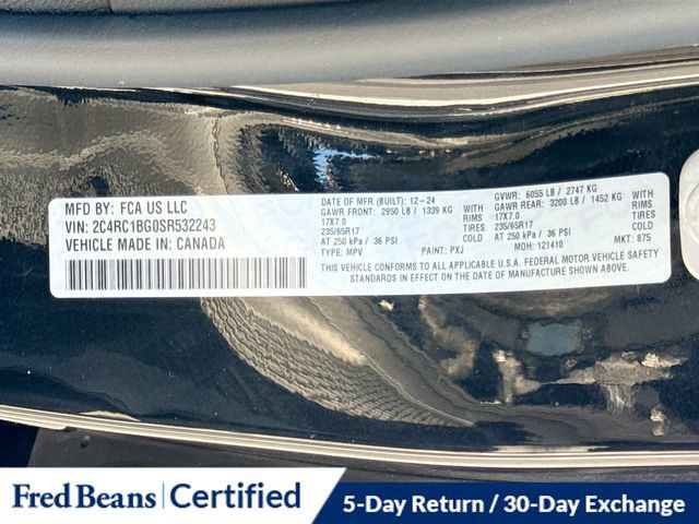 Used 2025 Chrysler Pacifica Select FWD image 34