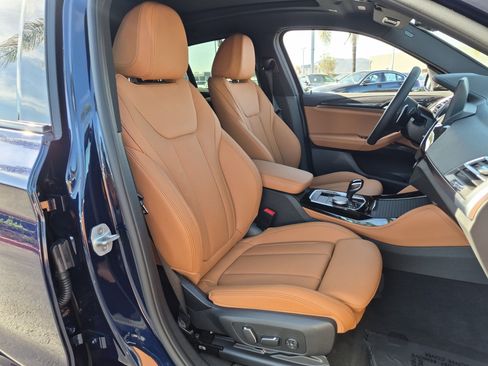 Used 2025 BMW X4 M40i AWD/4WD image 33