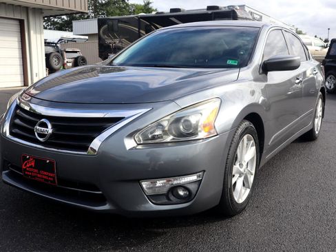 Used 2015 Nissan Altima 2.5 SV image 21