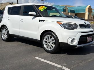 Used 2017 Kia Soul + video 1
