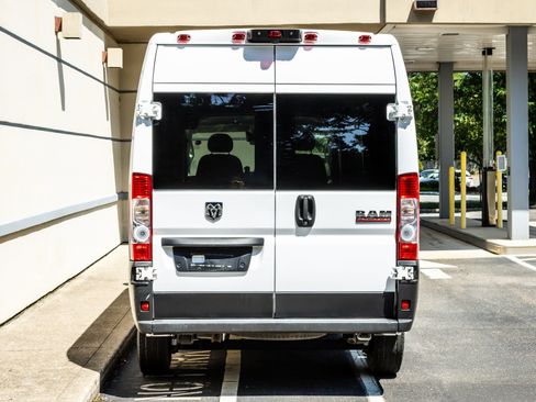 Used 2022 RAM ProMaster 2500 FWD image 6