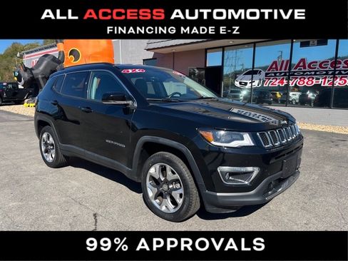 Used 2018 Jeep Compass Limited w/ Navigation Group image 2