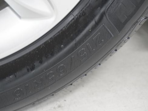 Used 2023 Chevrolet Malibu RS image 24