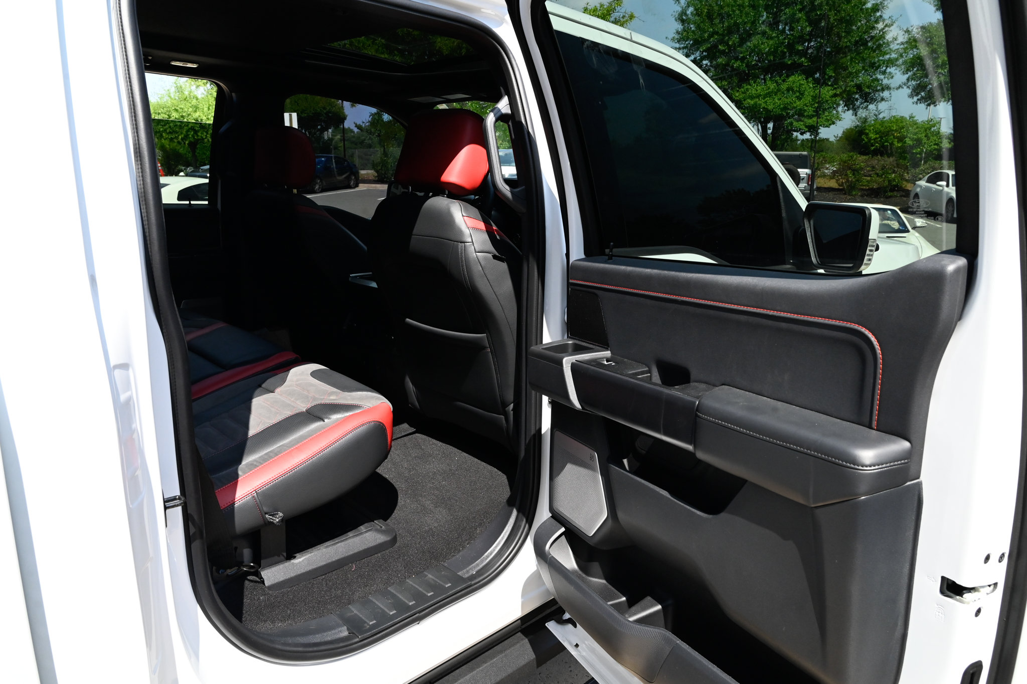 Used 2024 Ford F150 Raptor AWD/4WD image 47