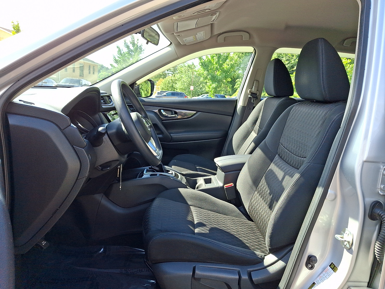 Certified 2017 Nissan Rogue S AWD/4WD image 17