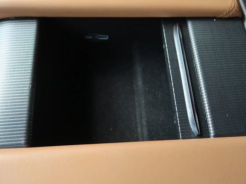 Used 2023 Jeep Grand Wagoneer Series III w/ Rear Seat Video Group 1 AWD/4WD image 32