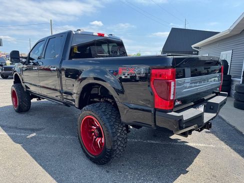 Used 2022 Ford F350 Platinum AWD/4WD image 3