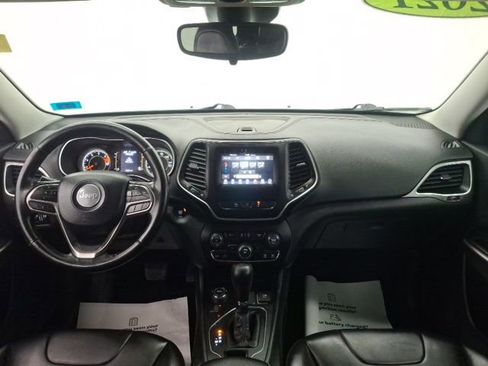 Used 2021 Jeep Cherokee Latitude Plus image 13