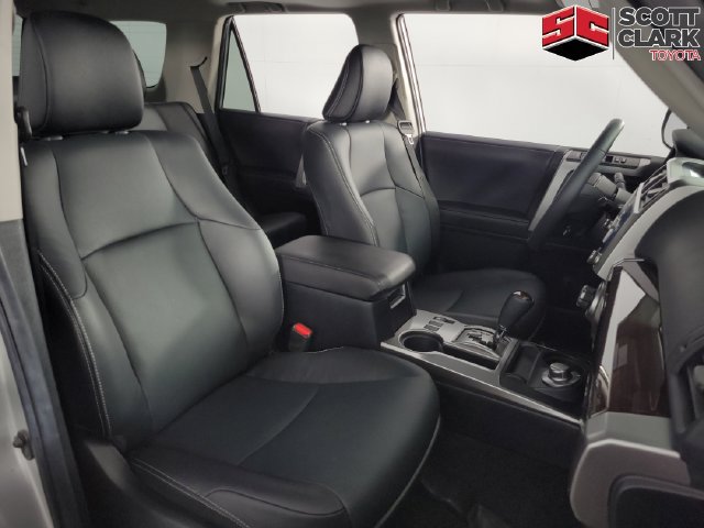 Used 2022 Toyota 4Runner Limited AWD/4WD image 13