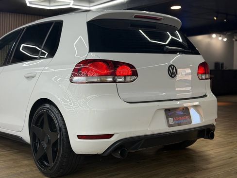 Used 2013 Volkswagen Golf 4-Door FWD image 5