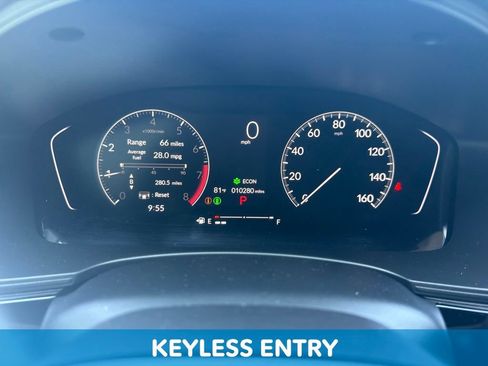 Used 2025 Honda Civic Sport image 3