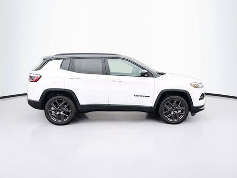 New 2026 Jeep Compass Limited AWD/4WD image 6