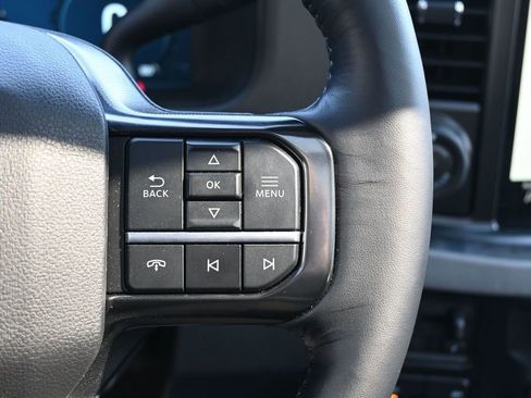 Used 2025 Ford F350 Platinum image 38