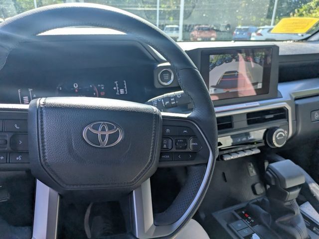 New 2026 Toyota 4Runner SR5 AWD/4WD image 27