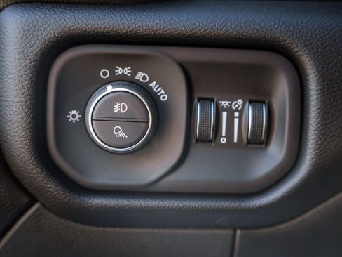 New 2026 RAM 2500 Laramie w/ Night Edition image 44