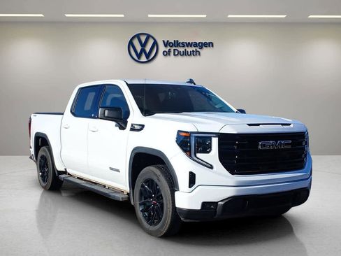 Used 2025 GMC Sierra 1500 Elevation w/ LPO, Elevation Black Package image 7