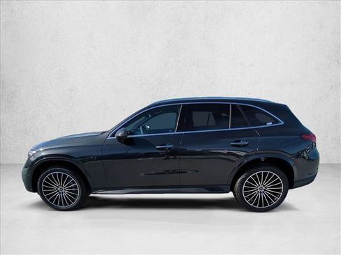 New 2026 Mercedes-Benz GLC 300 image 5