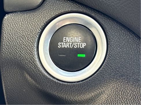 Used 2024 Chevrolet Equinox LT image 18