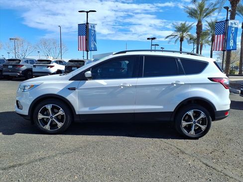 Used 2018 Ford Escape SEL image 8