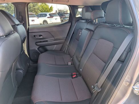 New 2026 Nissan Kicks SR FWD image 19