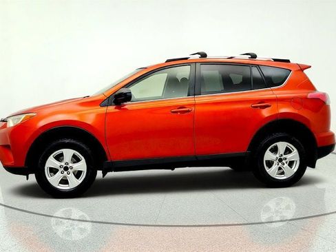 Used 2016 Toyota RAV4 LE FWD image 8
