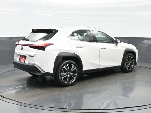 Used 2020 Lexus UX 250h w/ Premium Package AWD/4WD image 6