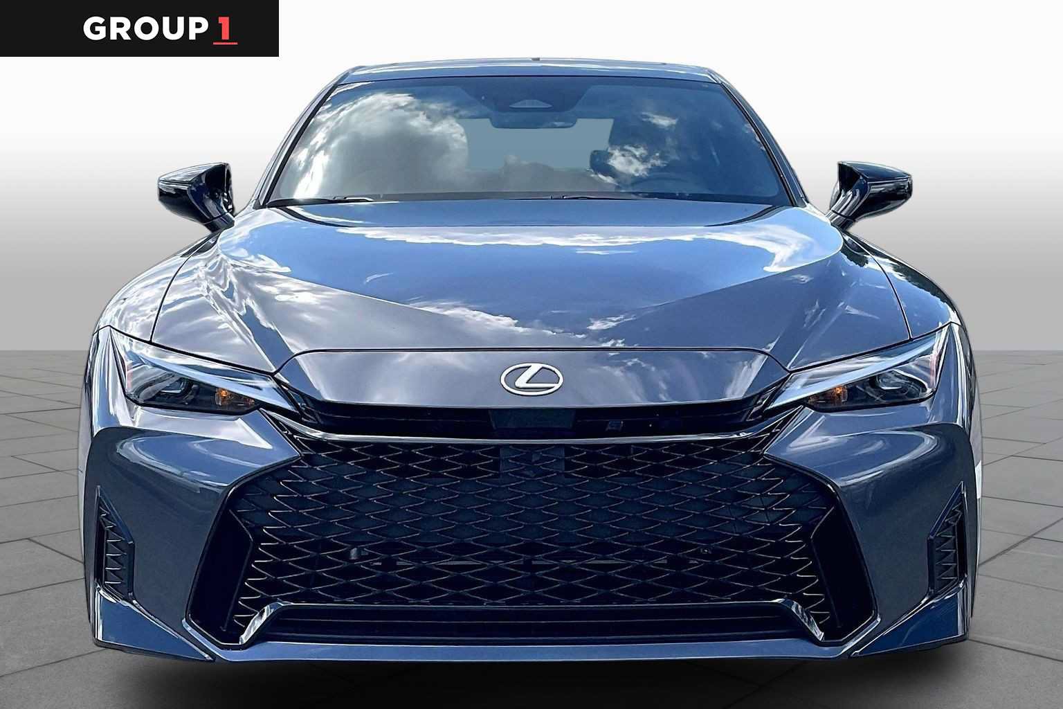 Used 2026 Lexus IS 350 F Sport RWD image 4