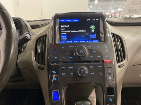 Used 2015 Chevrolet Volt Premium w/ Premium Trim Package image 13