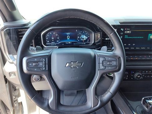 Used 2025 Chevrolet Silverado 1500 ZR2 w/ Technology Package image 27